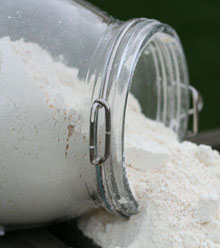 使用宏遠化工鈣鋅穩定劑需要注意哪些事項